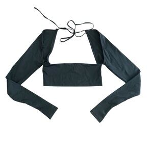 Salty Black Long Sleeve Crop Top Thumb Holes Medium